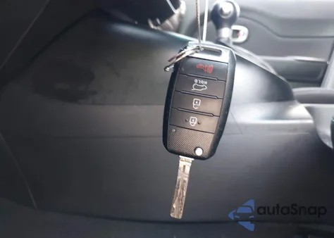 2016 Kia Soul из США, поврежденный, VIN KNDJN2A23G7330234